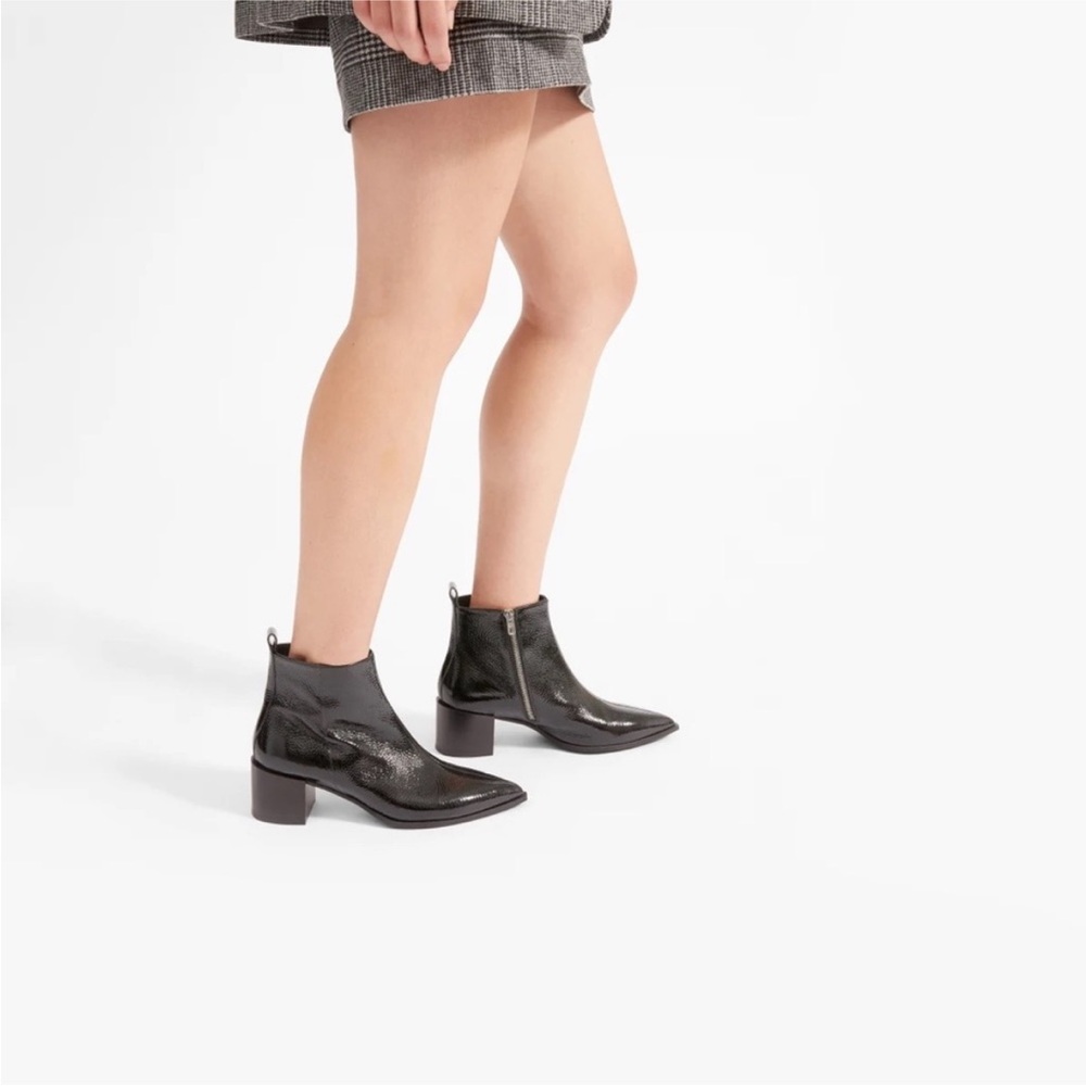 Everlane - The Boss Boot in Black Patent Leather Size 9.5 EUC